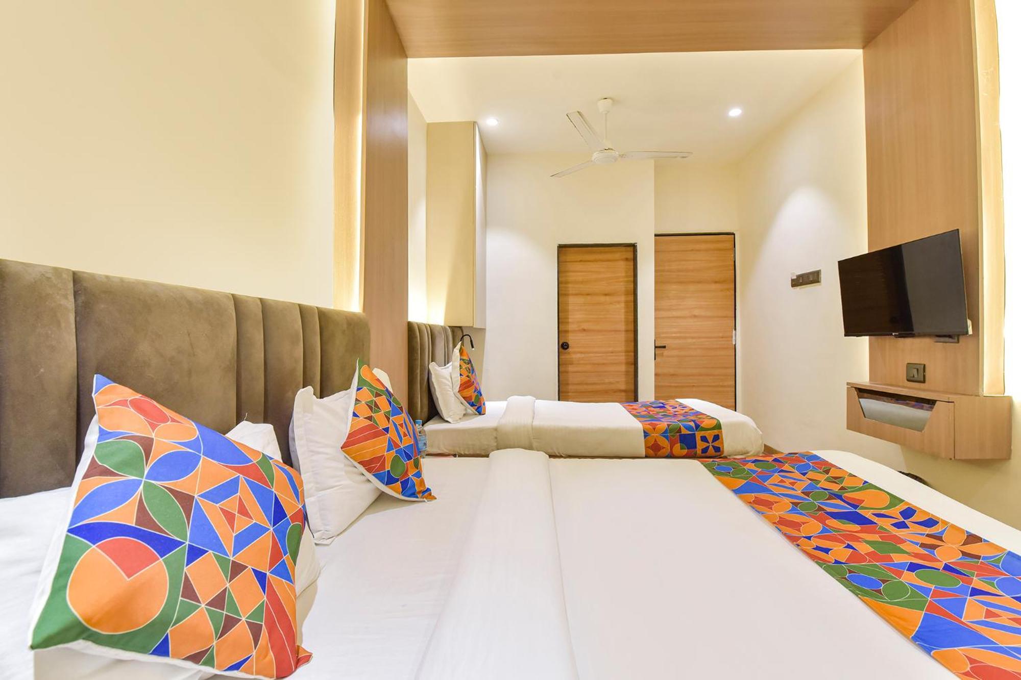 Fabhotel Kesar Indore Buitenkant foto