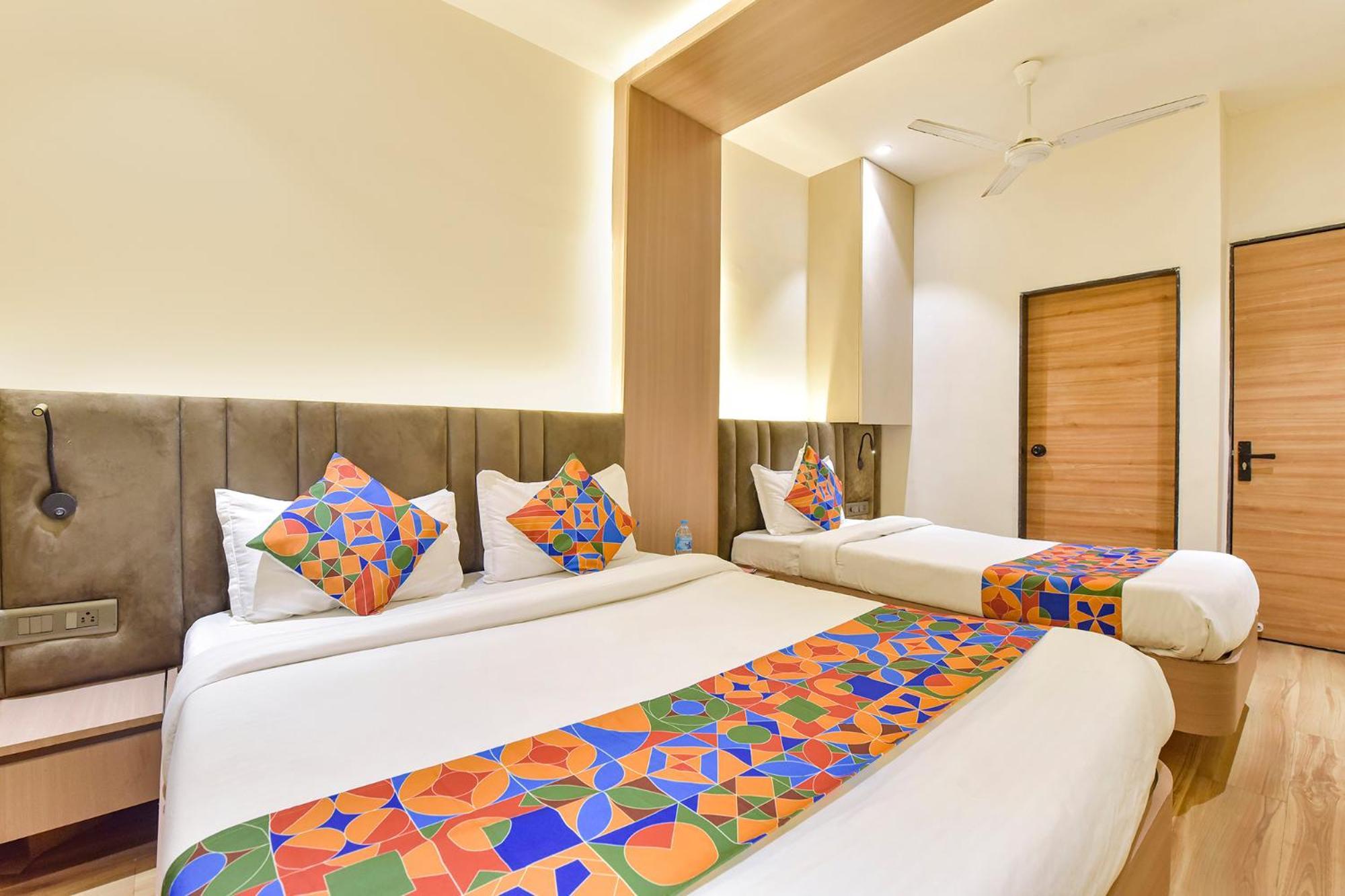 Fabhotel Kesar Indore Buitenkant foto